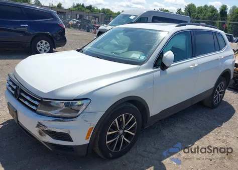 2019 Volkswagen Tiguan 2.0T Se/2.0T Sel/2.0T Sel R-Line/2.0T Sel R-Line Black из США, поврежденный, VIN 3VV2B7AX3KM096912